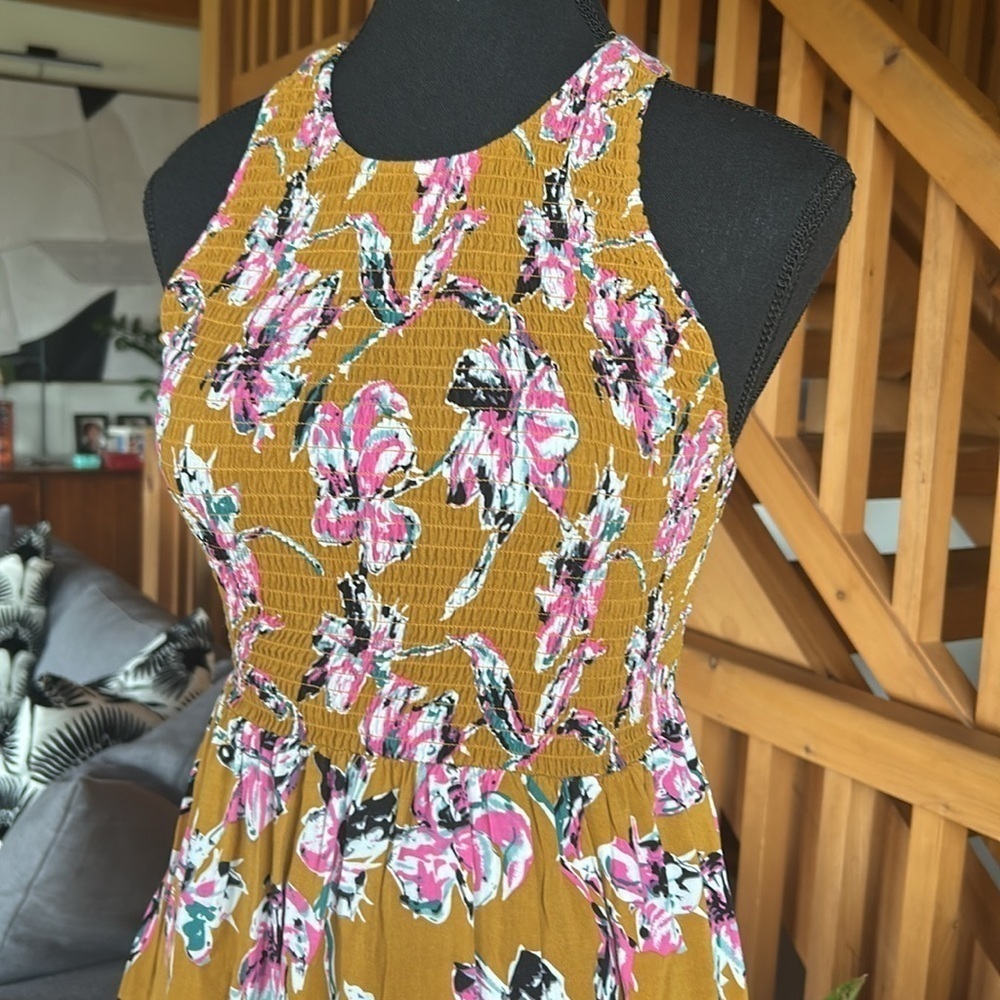 Floral Smocked Sleeveless Dress Size XS - Picture 2 of 15